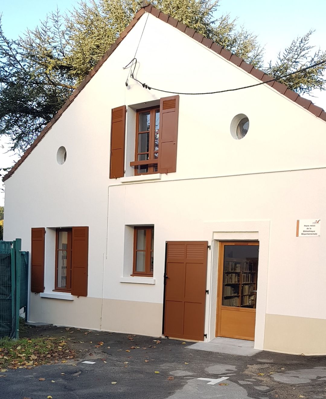 20251022_Biblioseraincourt95_après_travaux