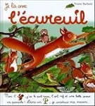 je lis avec l'écureuil